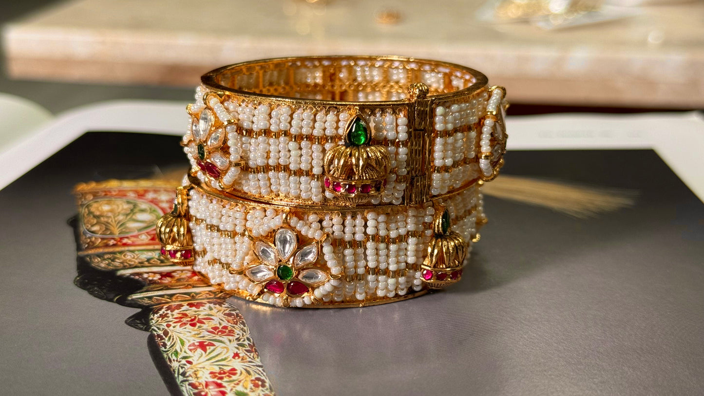 Real Moissanite Rani pink & emerald heritage openable bangle
