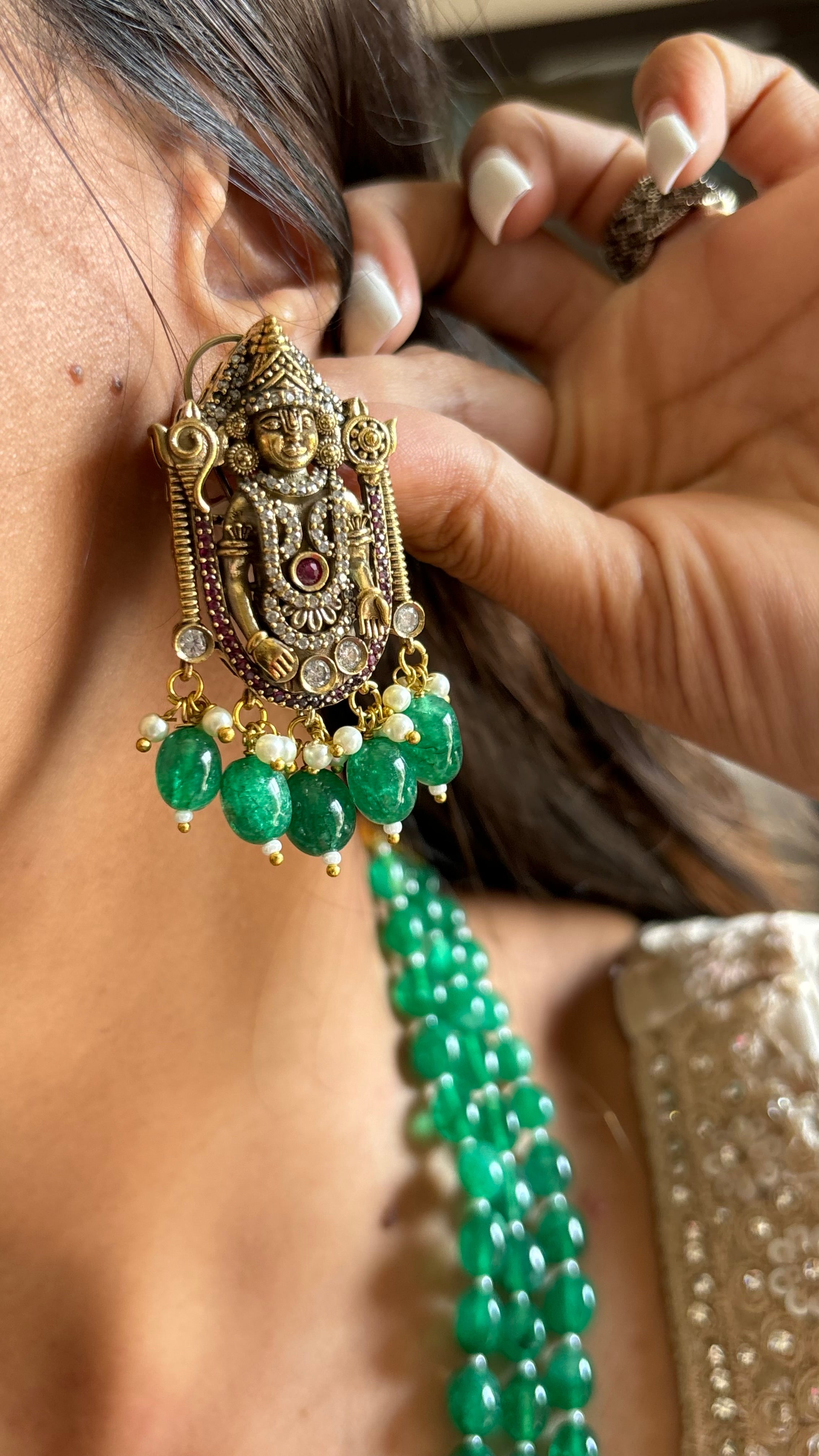 Emerald temple rani haar necklace with earrings