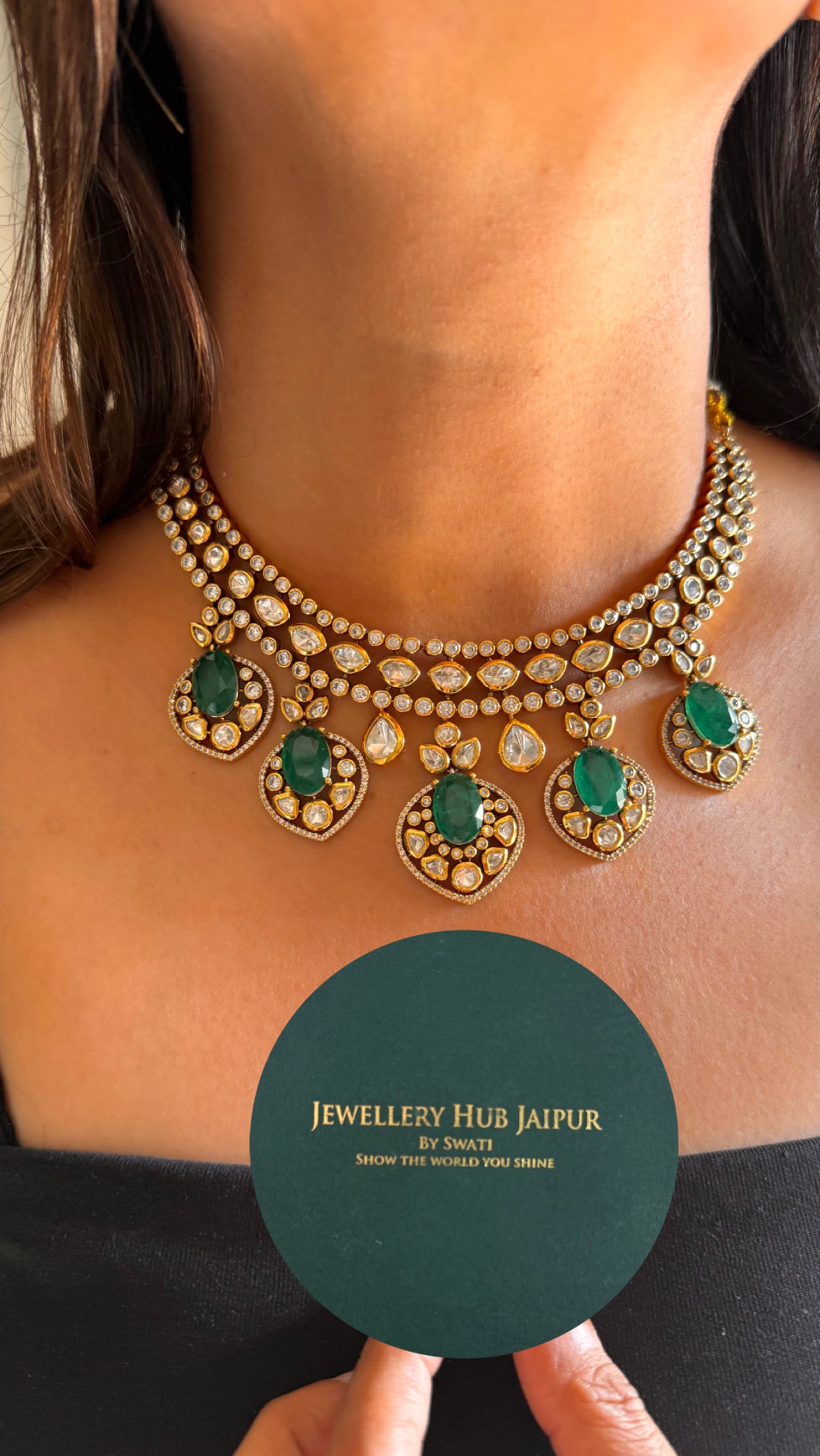 Emerald stone peeli polki necklace