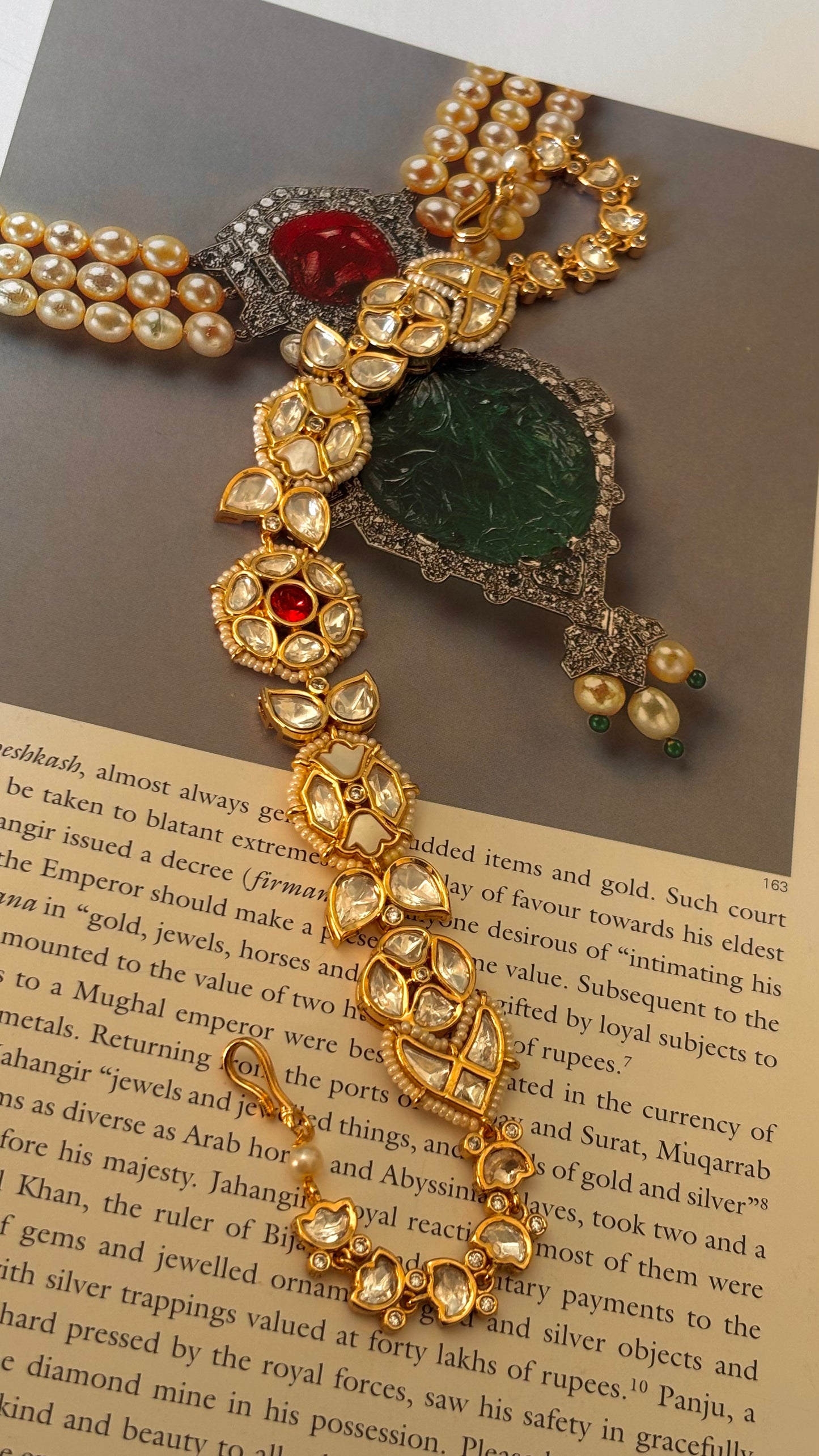 Ruby Kundan floral pattern Mathapati