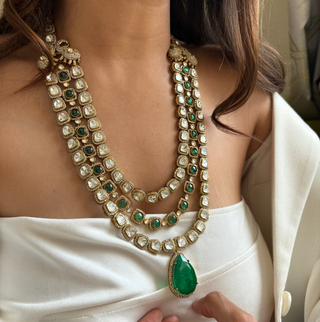 Three layered emerald Doublet rani haar