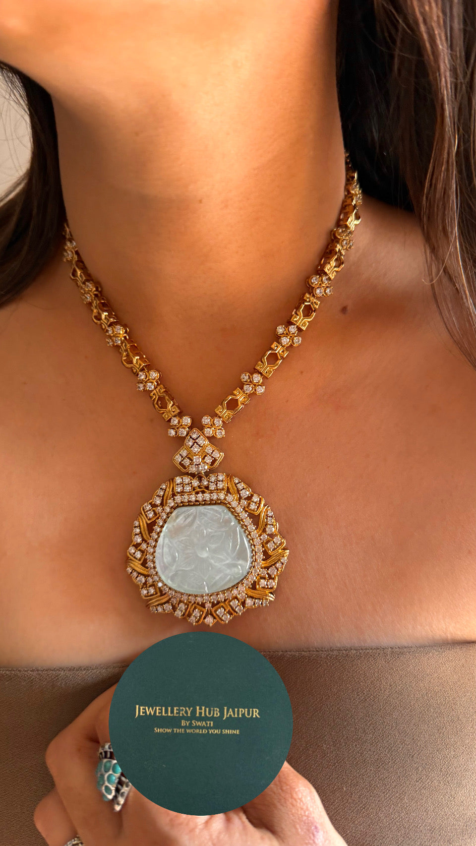 Necklace white carving stone set