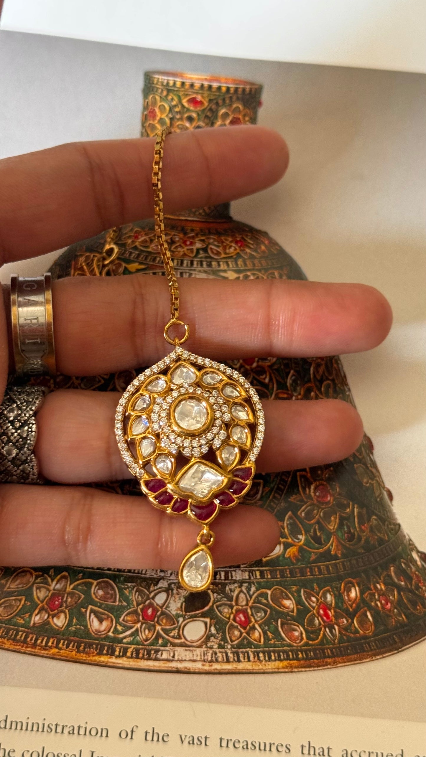 Real moissanite rani pink takkar Maangtika