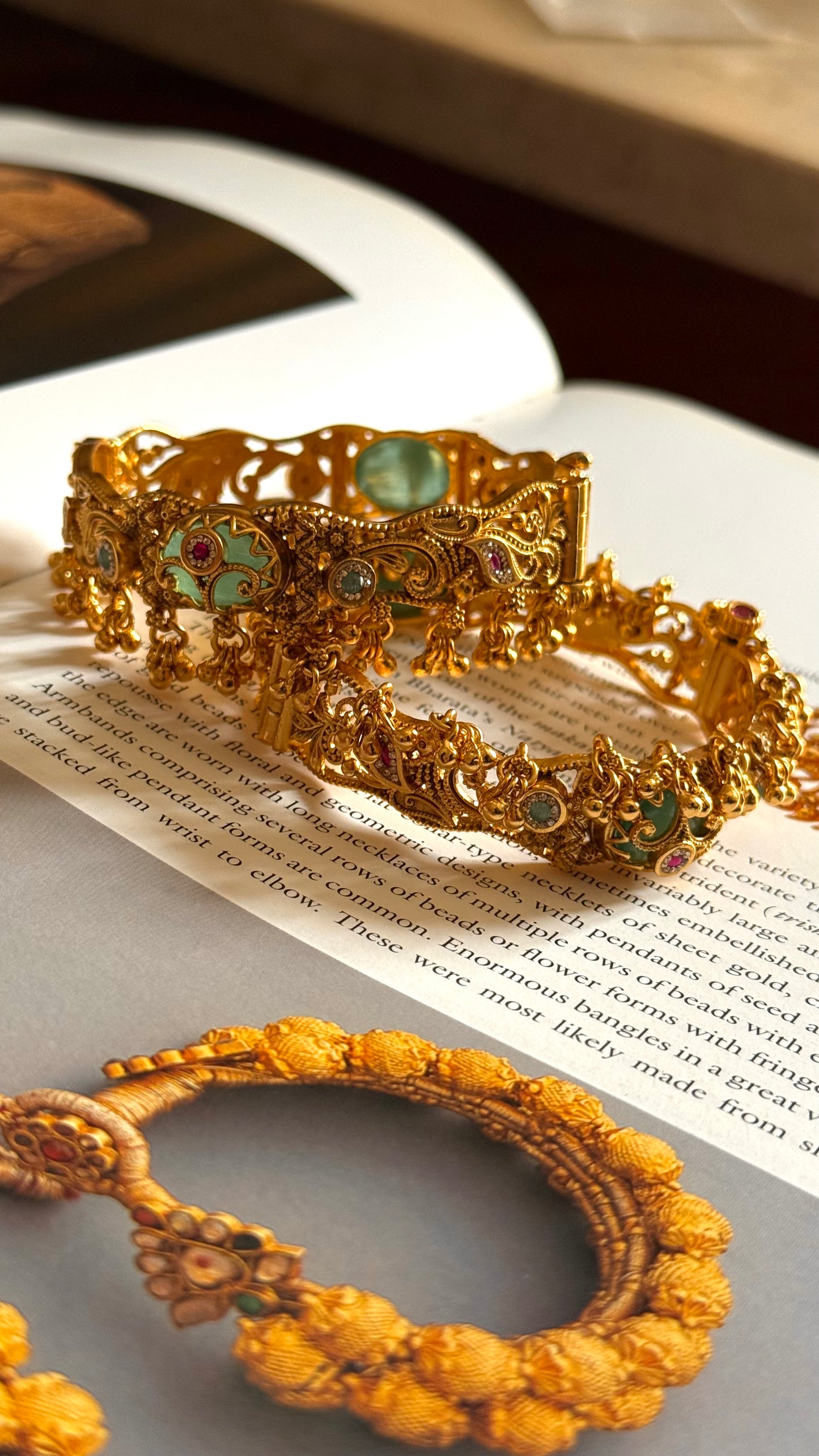 Rajwada mint & rani inlay ghungroo bangles