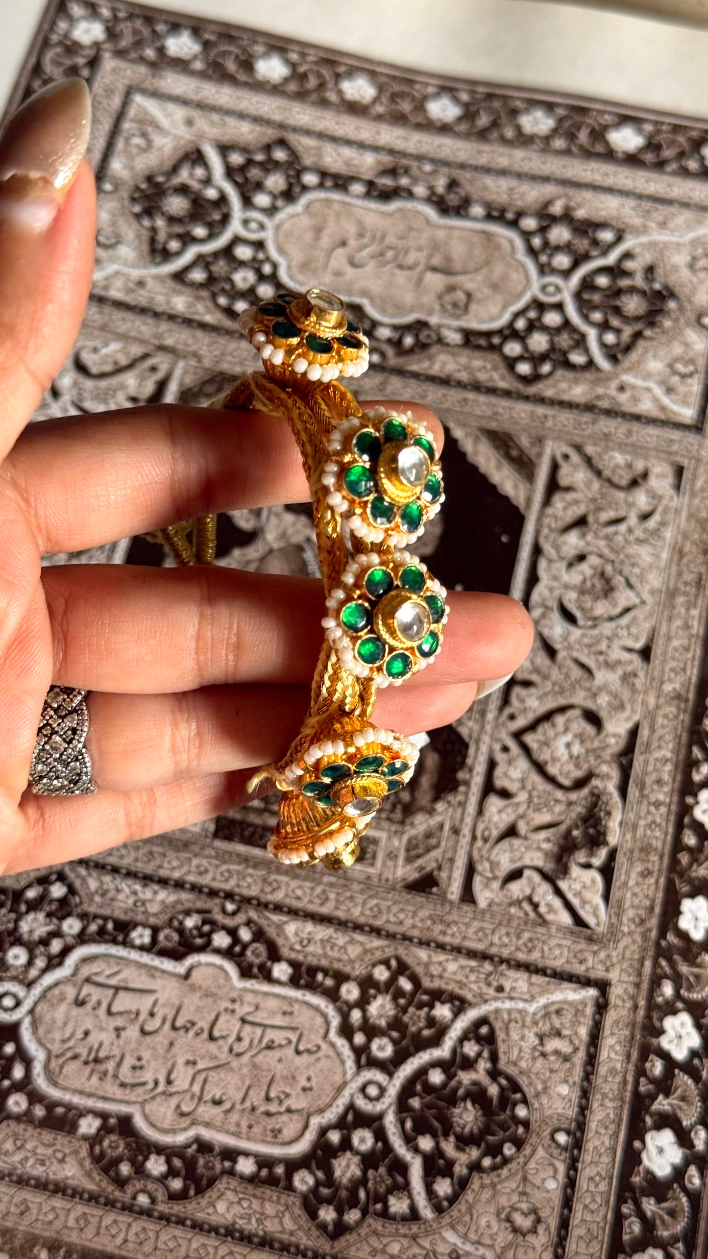 Emerald floral Rajwada bracelet