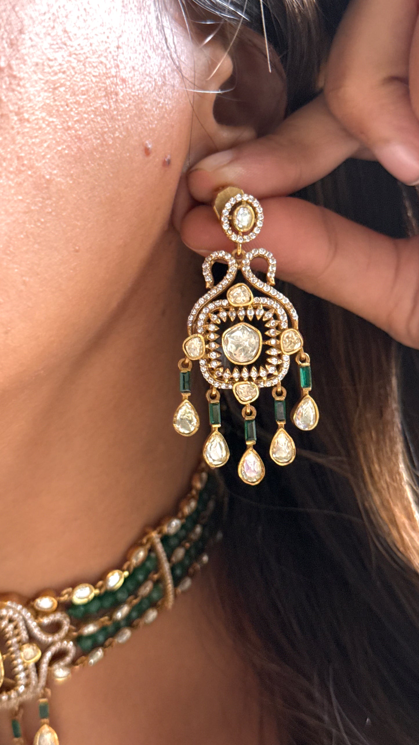 Emerald & Moissanite Uncut LV Polki choker
