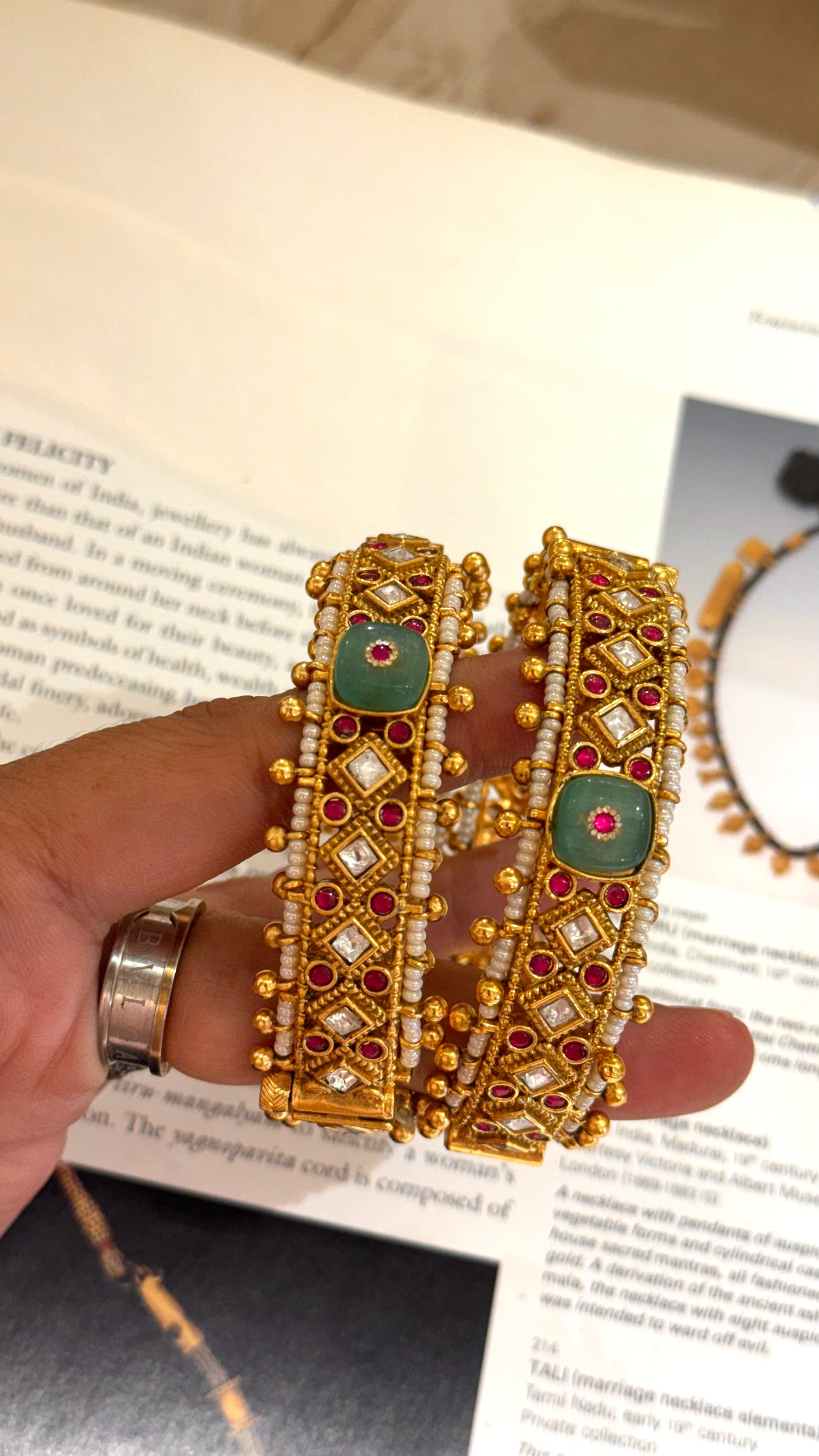Mint stone & Swarovski rani pink rajwada bangles