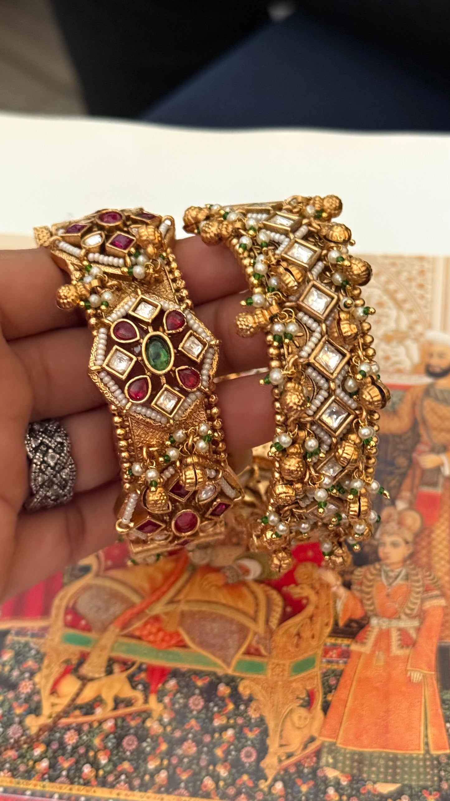 Rani pink & emerald floral rajwada openable bangle