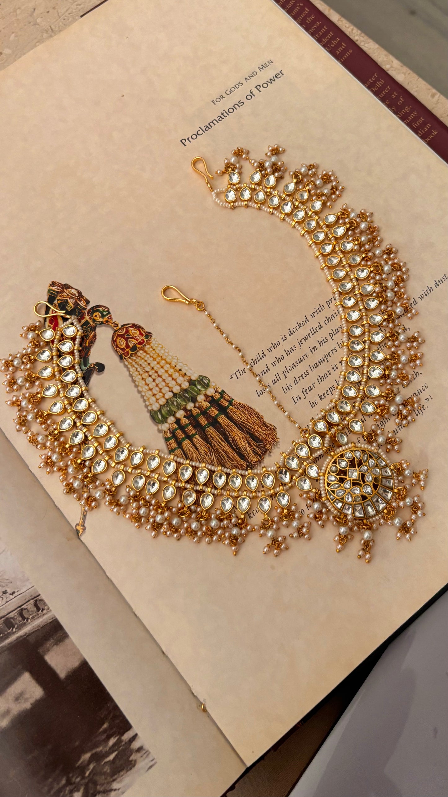 Paachi Kundan swarn mathapatti
