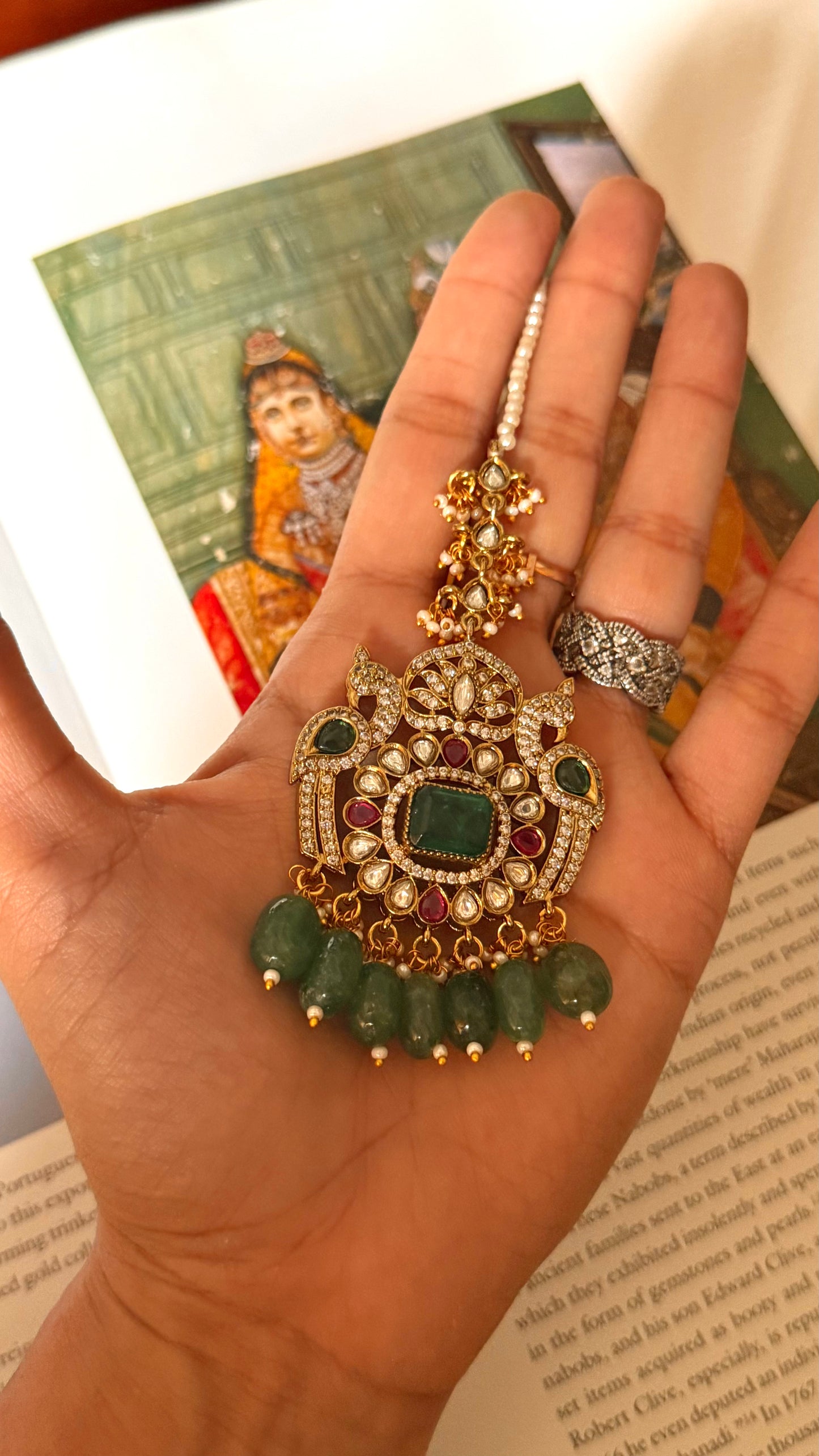 Emerald doublet & rani pink maangtika
