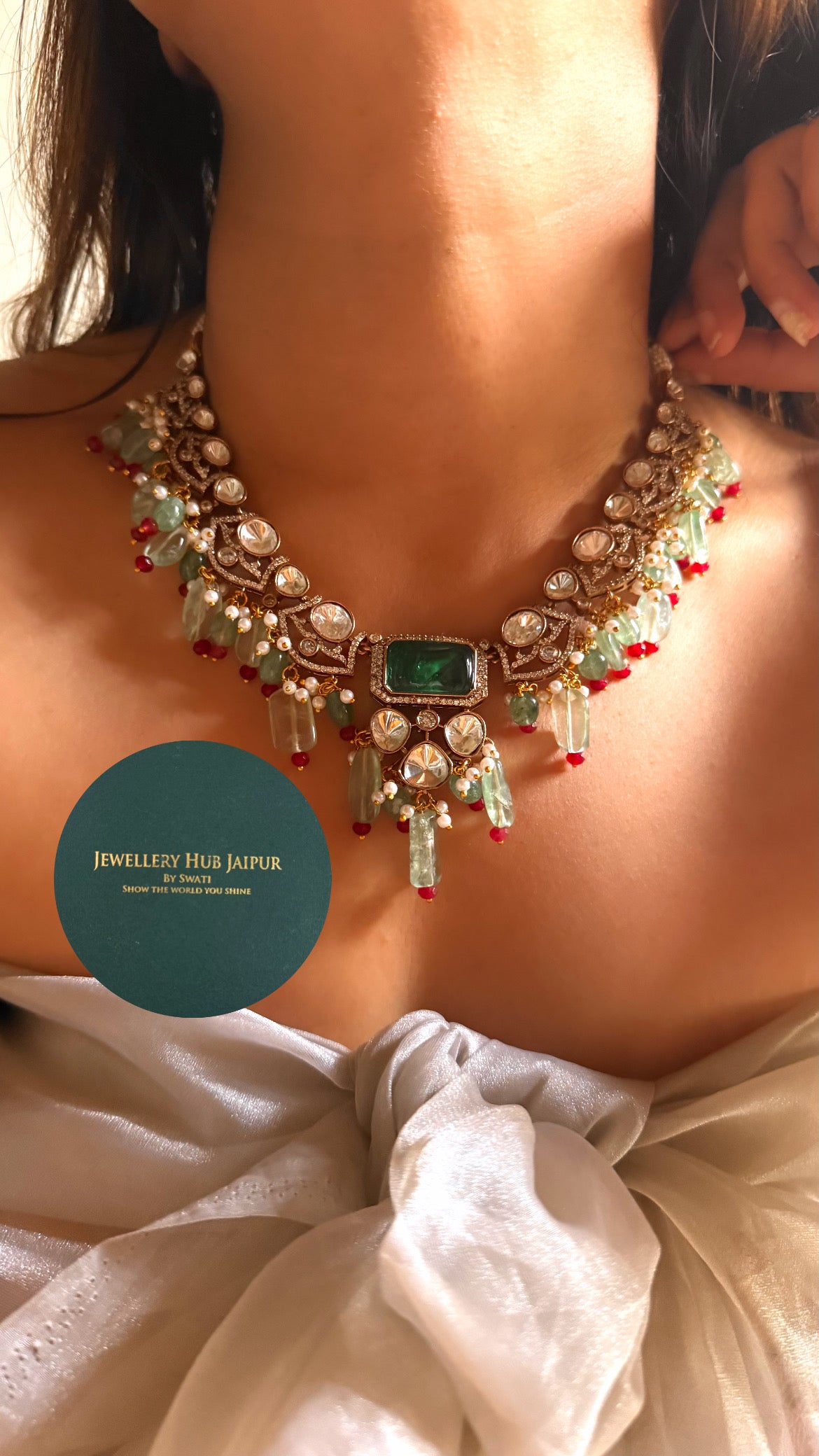 Emerald doublet moissanite polki with mint drop collar set