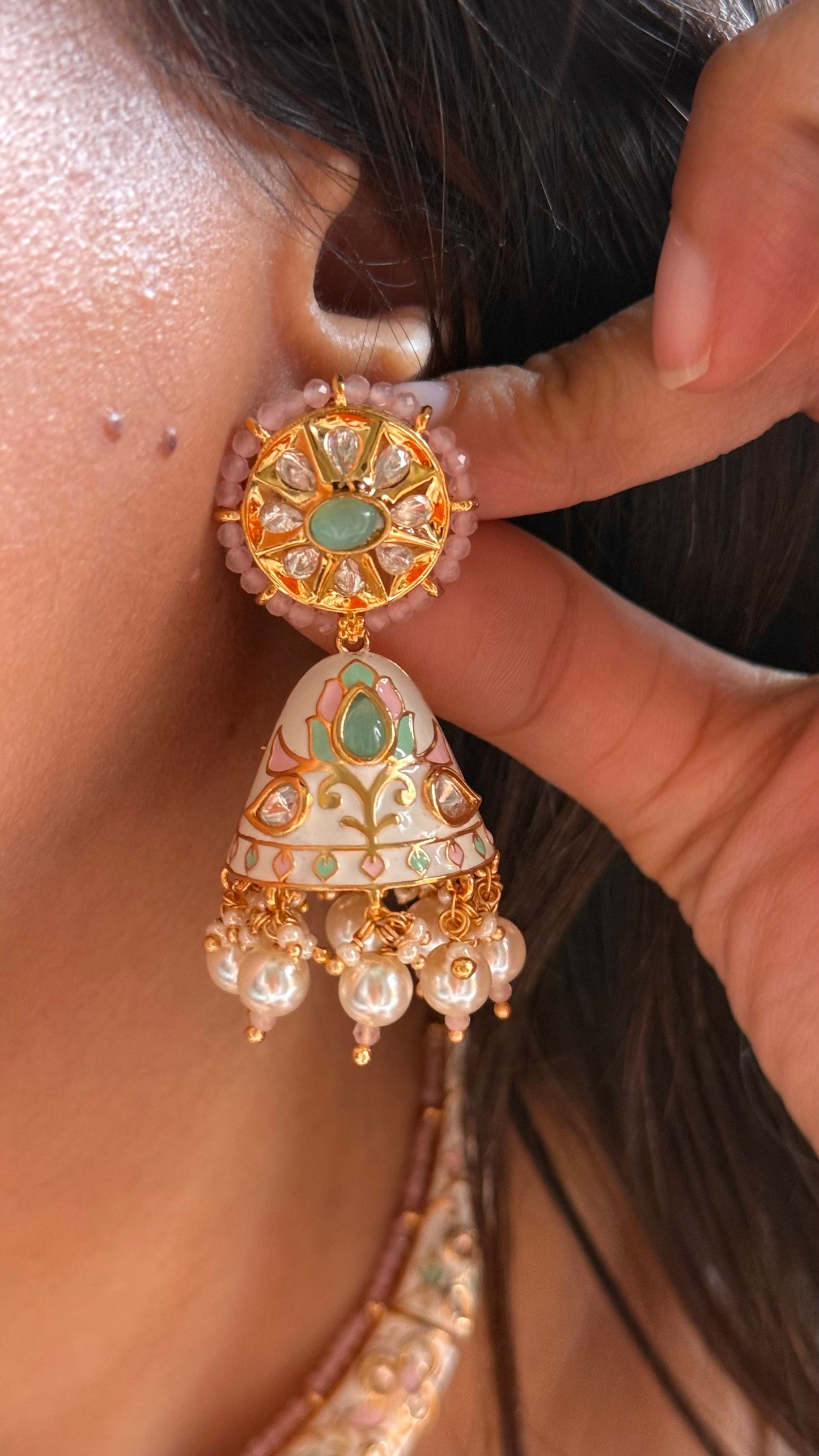 Mint & rose quartz off white meenakari hasli