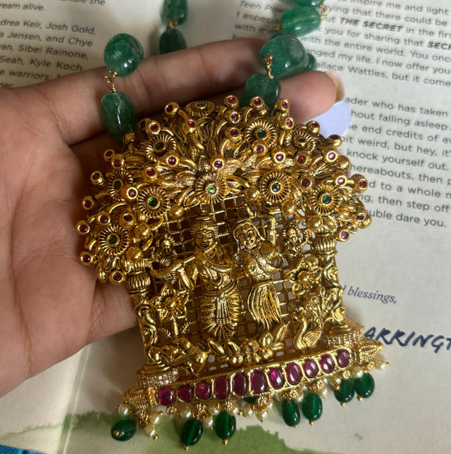 Radha krishna temple pendant set