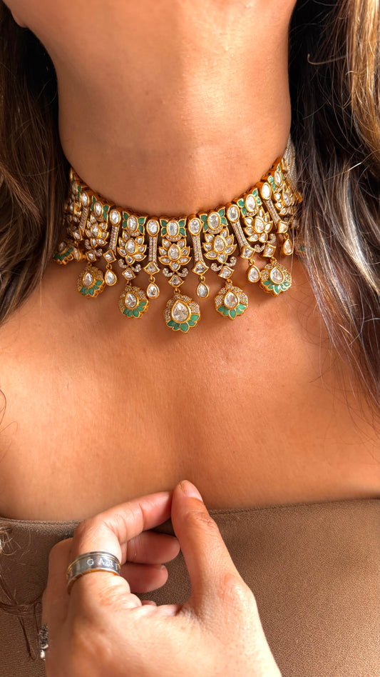 Takkar work vintage mint choker