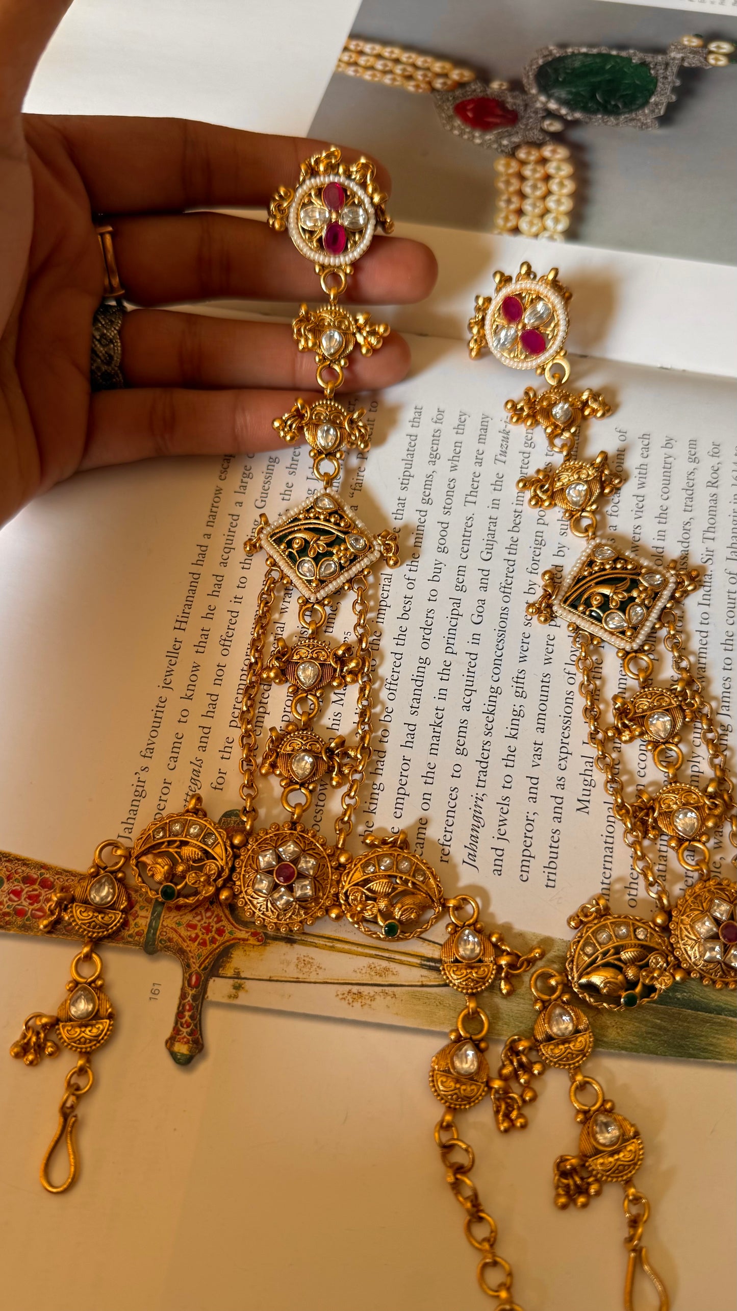 Peacock inlay mix polki  Hathphool