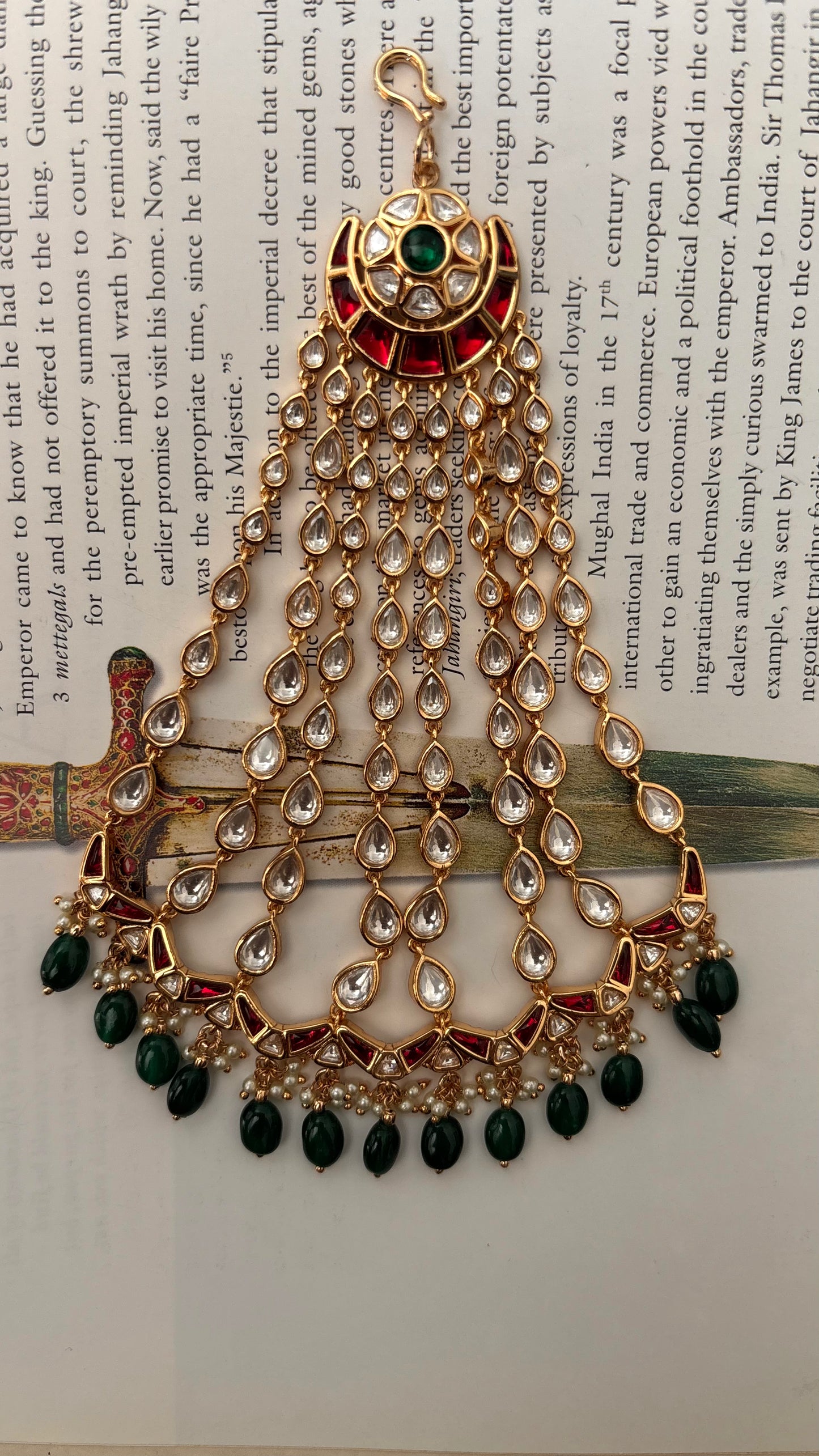 Heritage Ruby &Emerald drop paasa