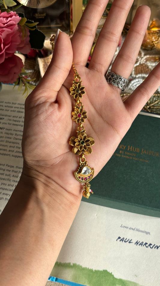 Oxidised gold Pachi maangtika