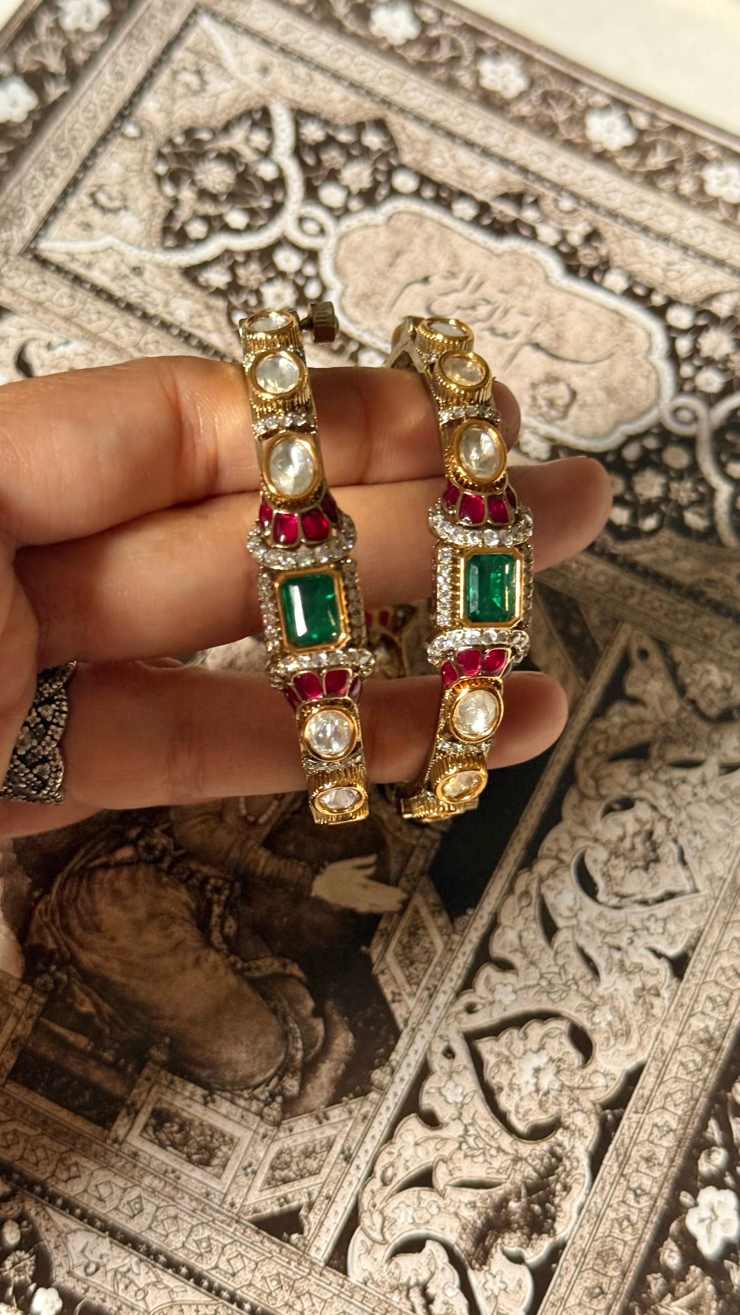 Emerald & rani pink moissanite openable bangle