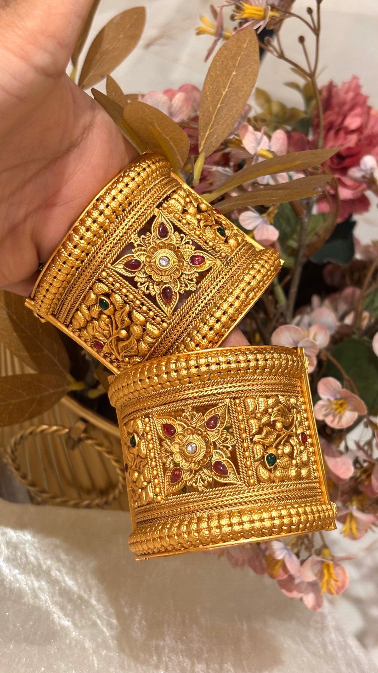 Gold & ruby nakshee wide bangles