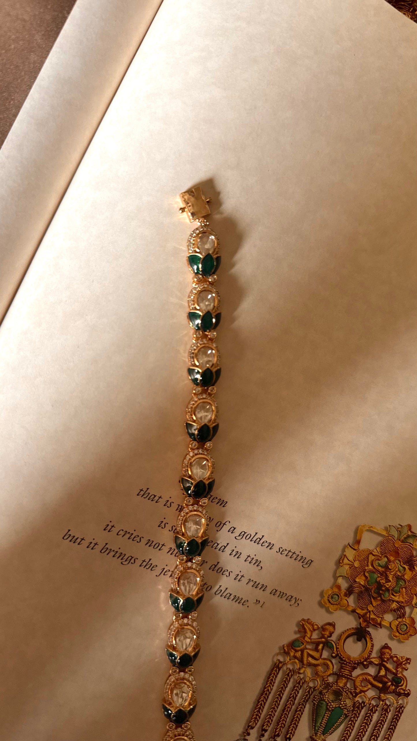 Emerald katdana moissanite leaf bracelet