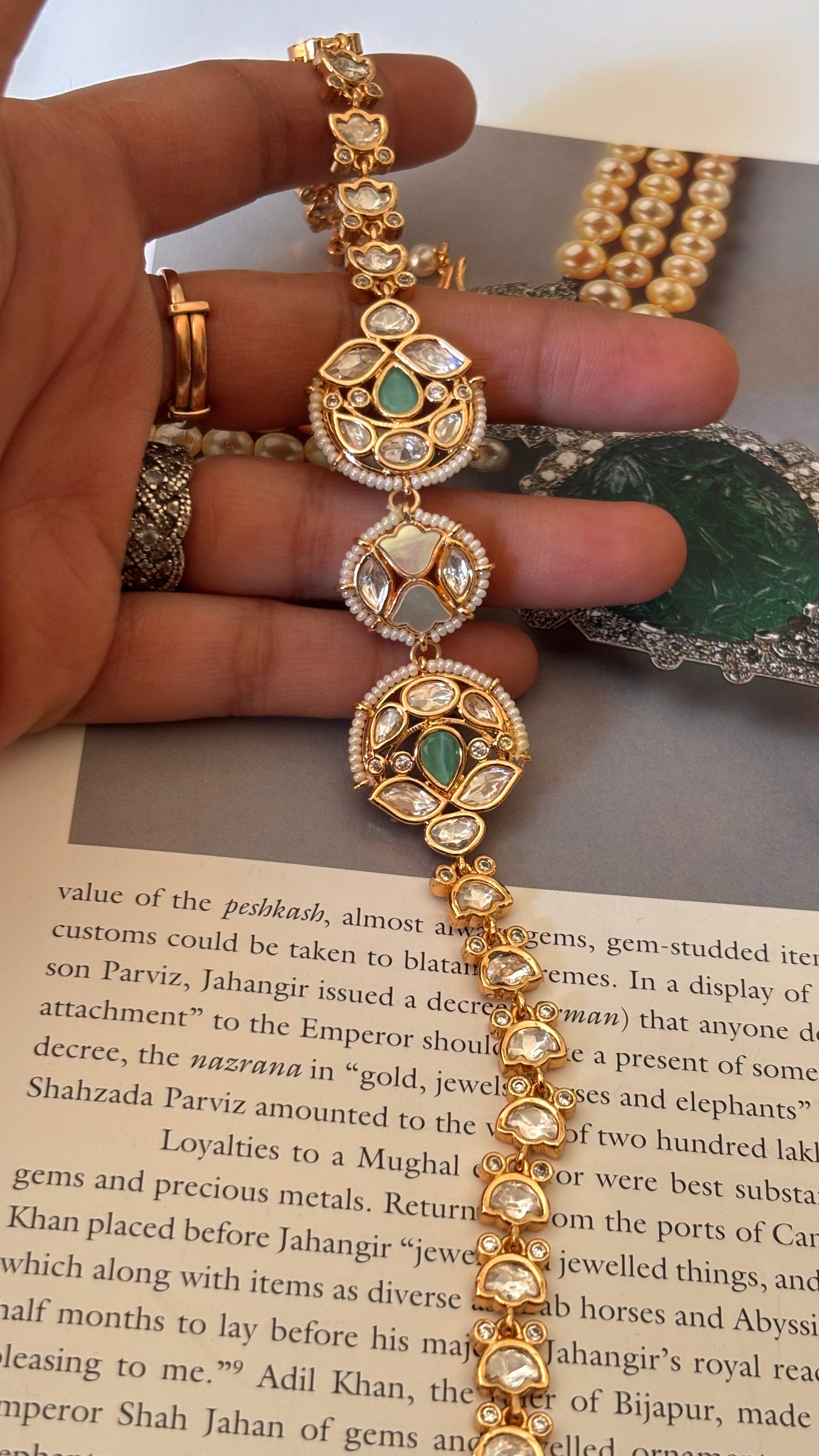 Mint with mother of pearl Kundan Mathapati