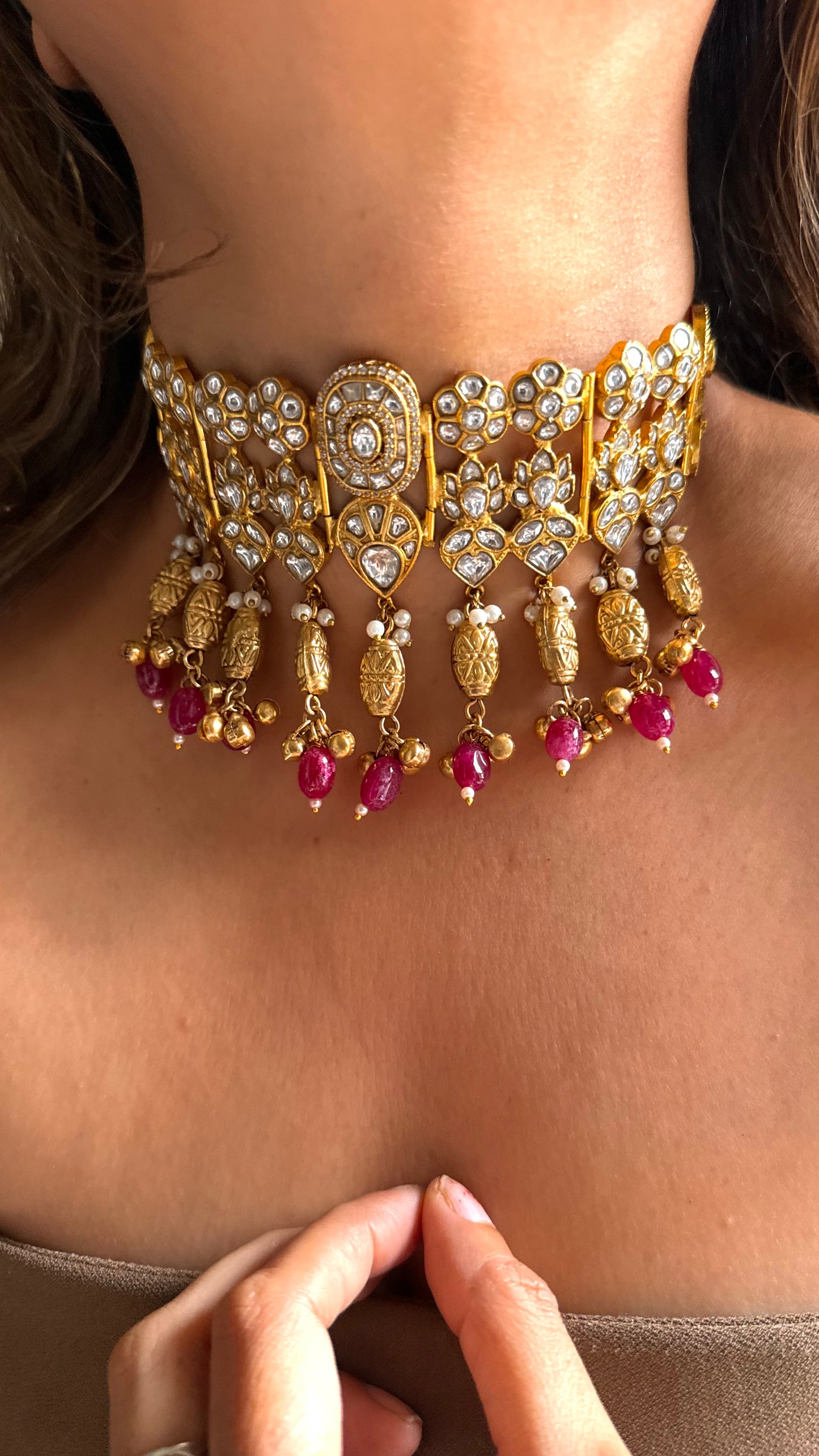 Royal Heritage pachi necklace with ruby drop detailing