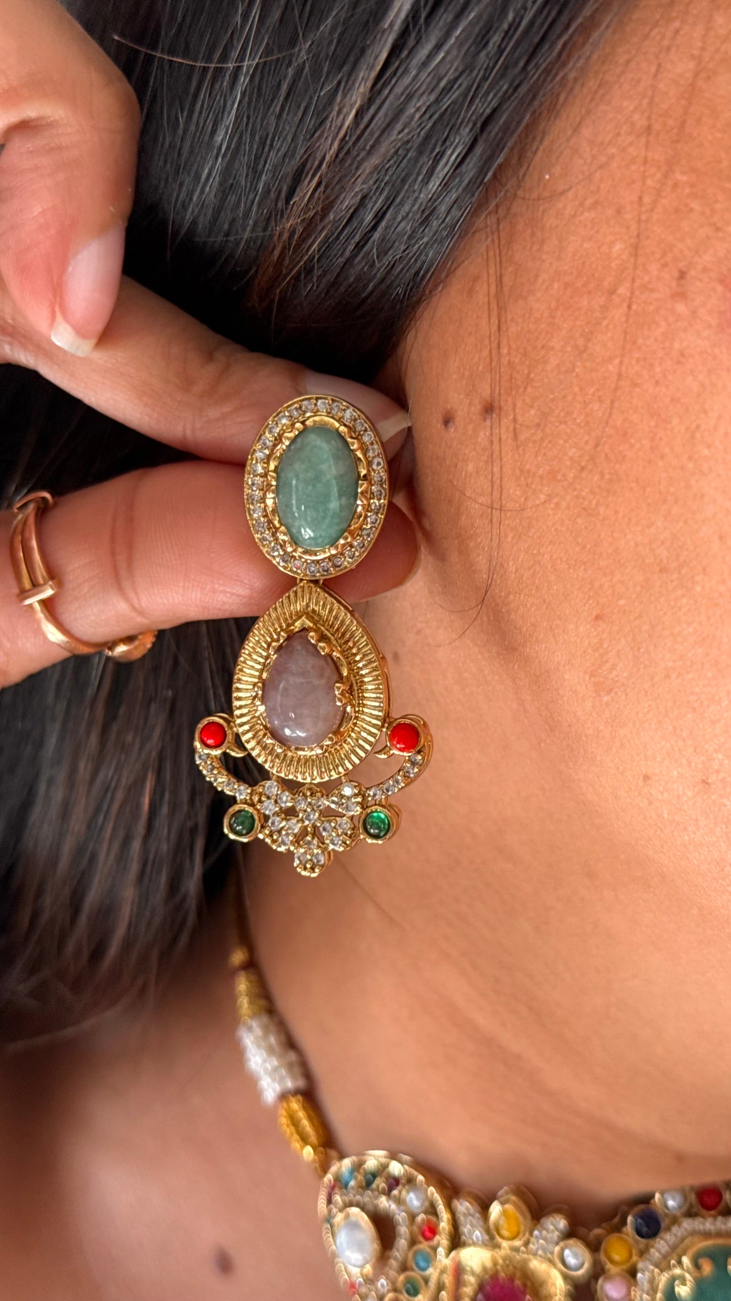 Sabyasachi inspired minimal choker set 2