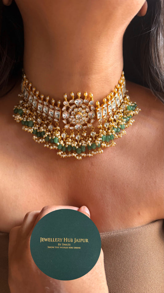 Floral designed paachi handmade Necklace