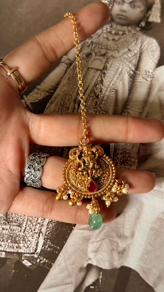 Goddess laxmi with mint drop & ruby maangtika