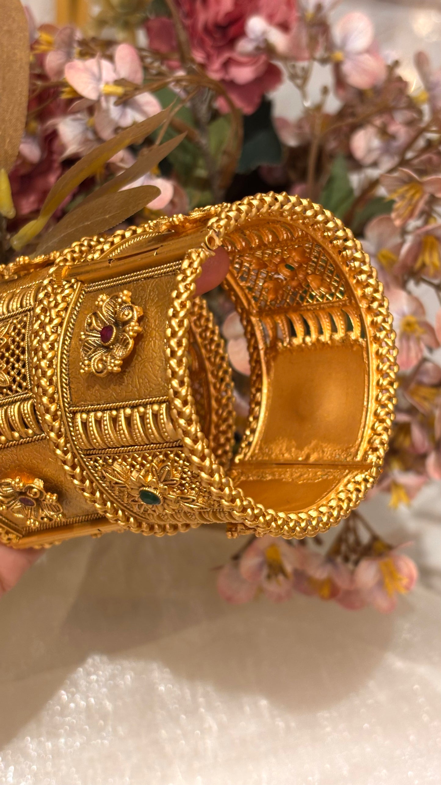 Matte gold floral nakshee wide bangles