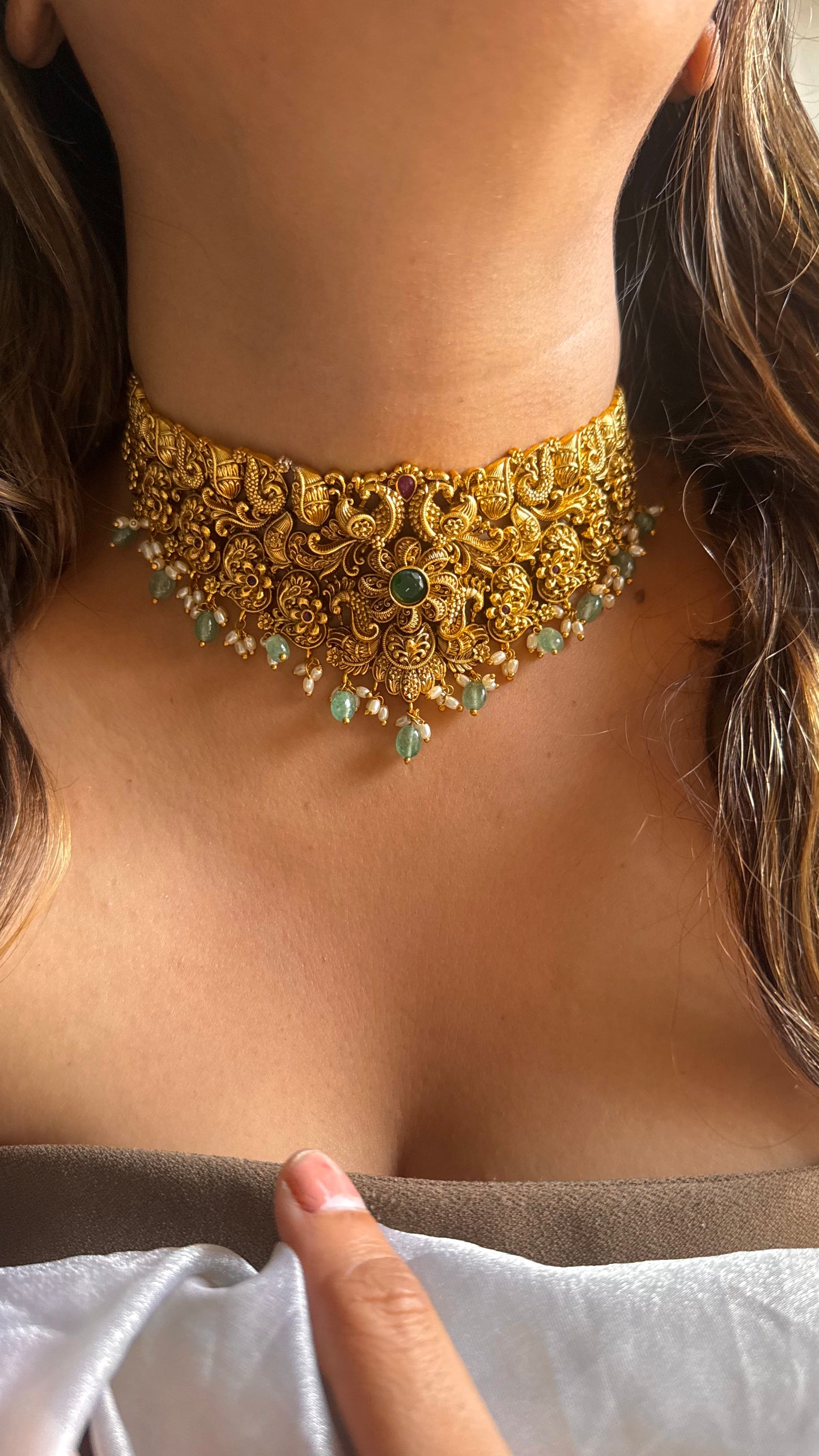 Floral Nakashee heritage choker Necklace