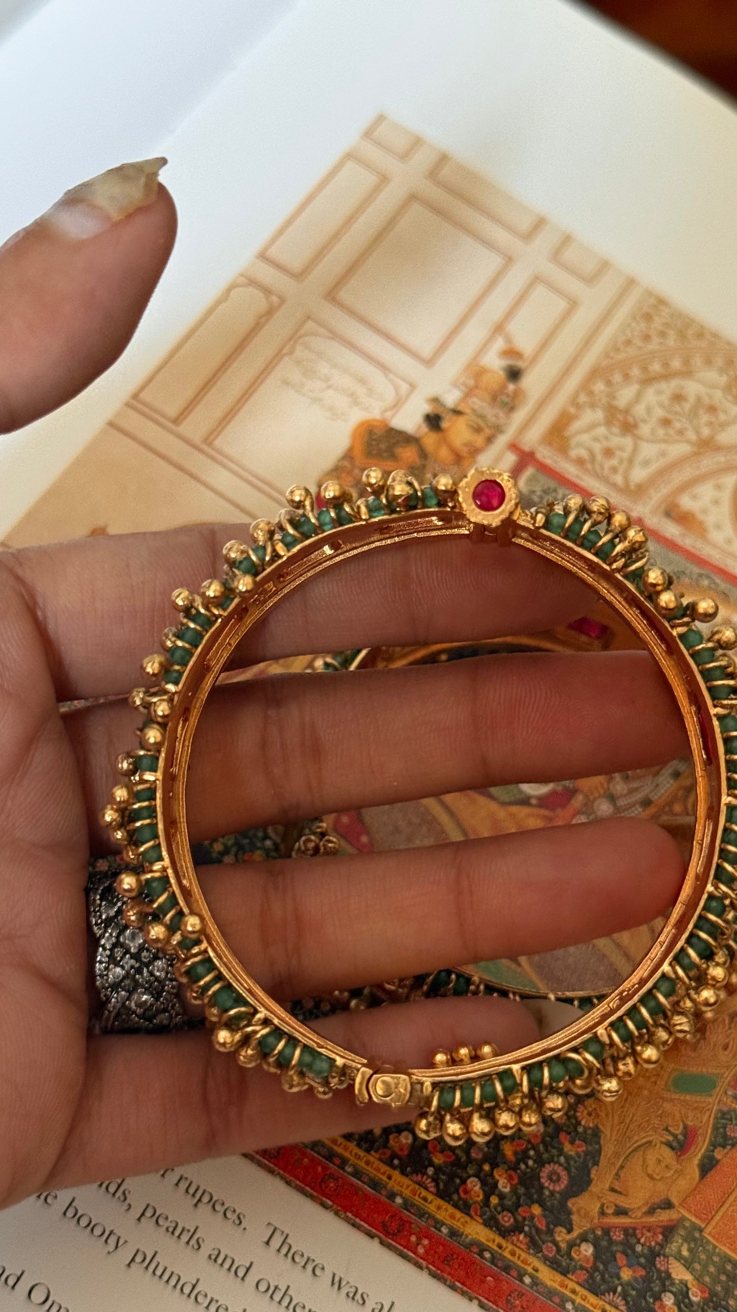 Rani pink rajwada openable bangle