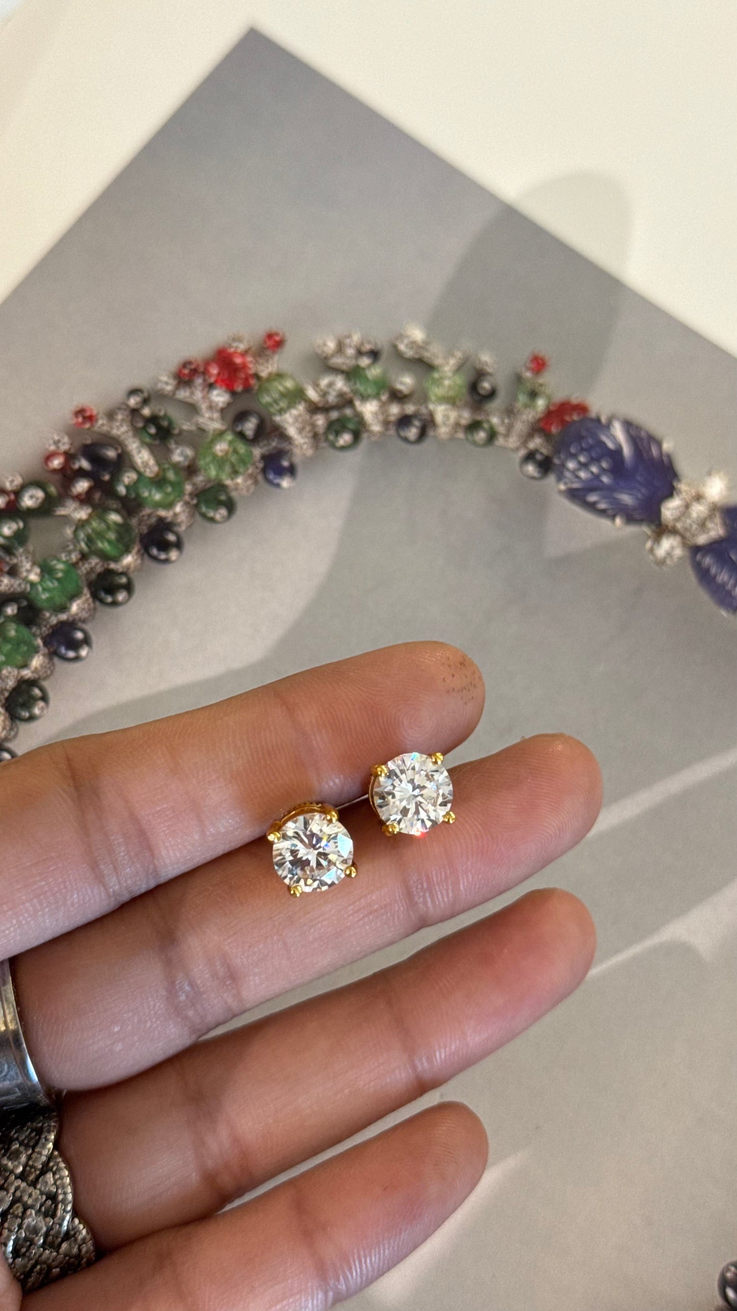 Gold One Carat Solitaire Diamond Studds