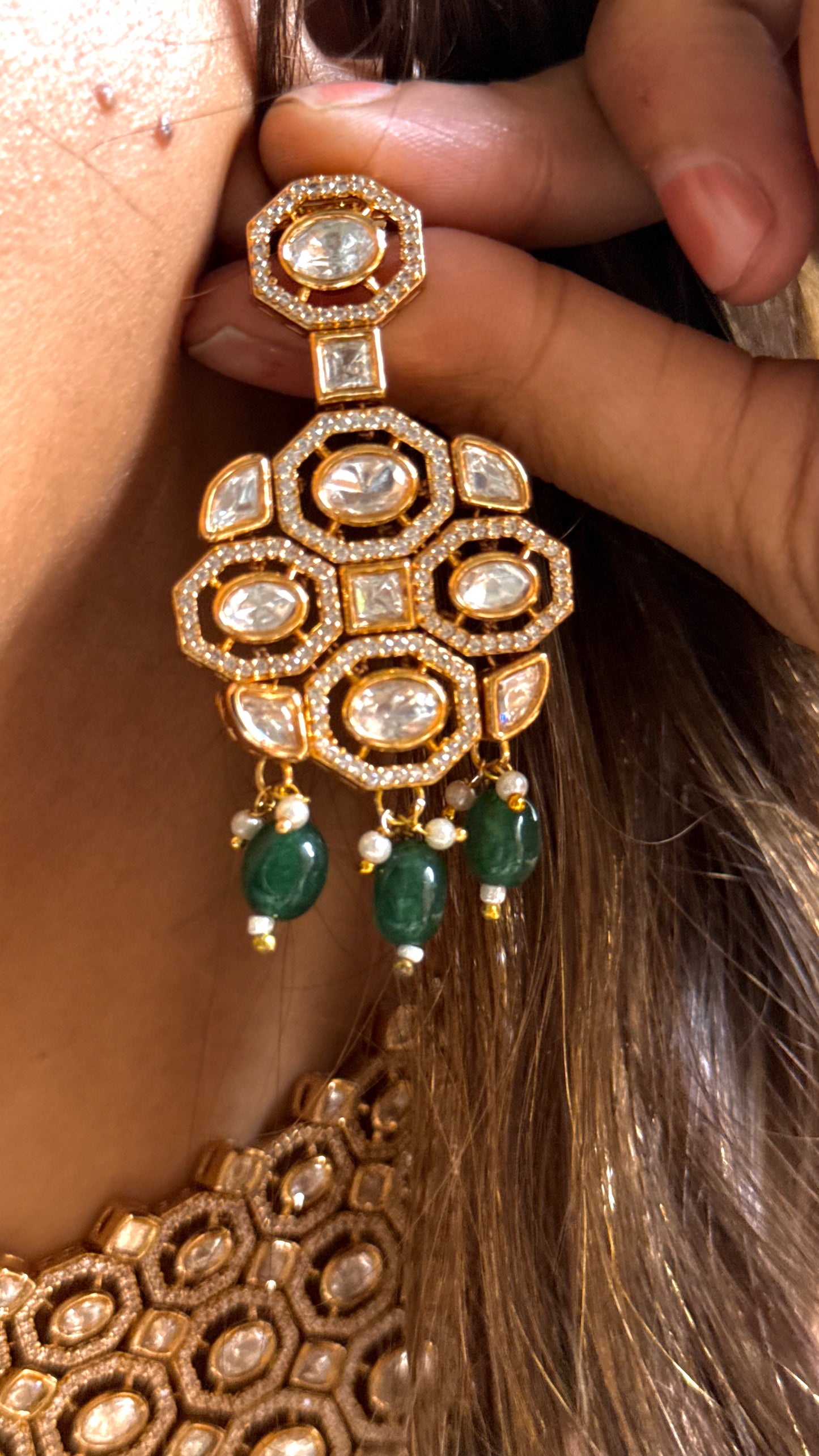 Polki Choker with emerald drop detailing