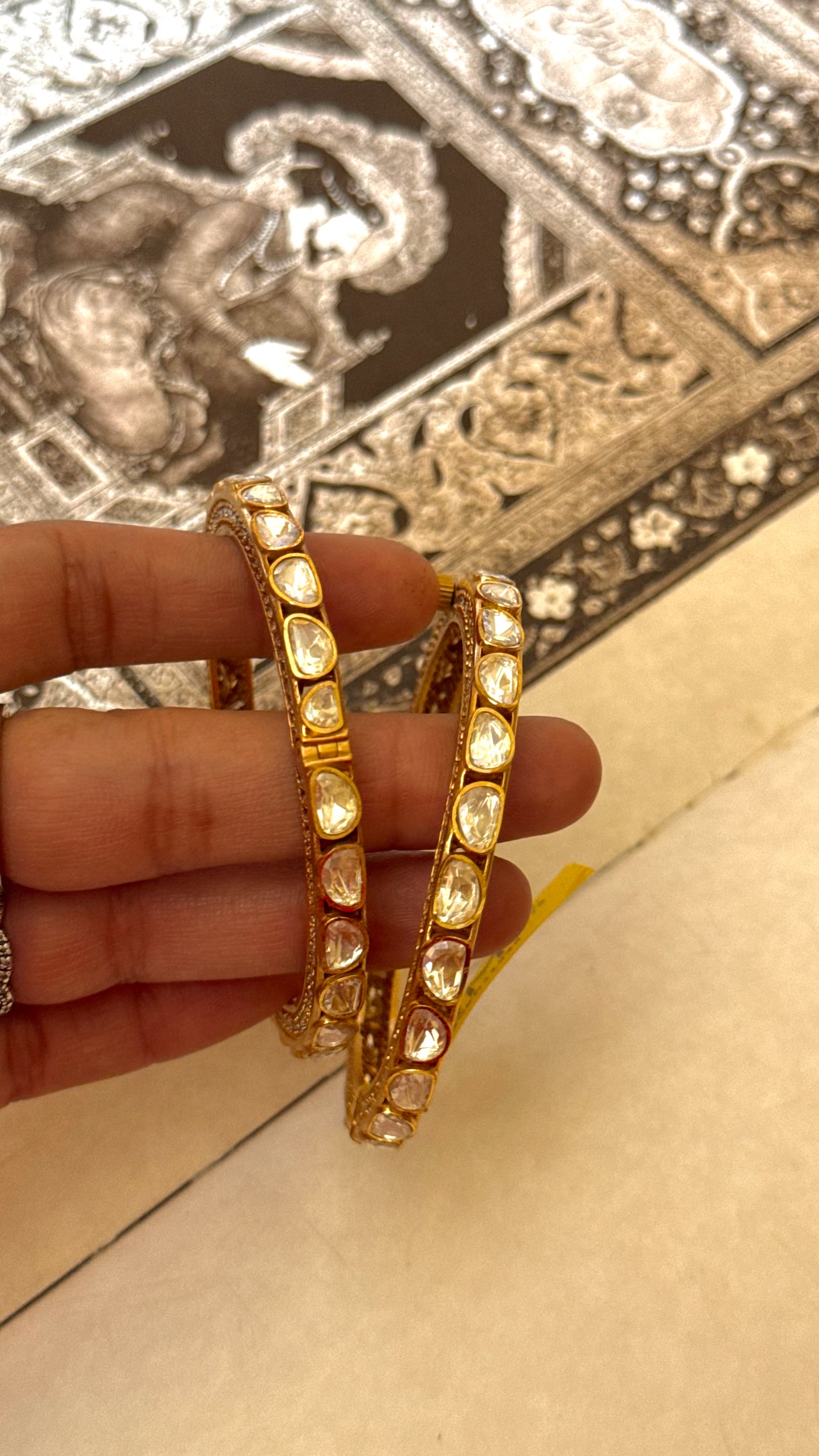 Designer peeli polki Bangles