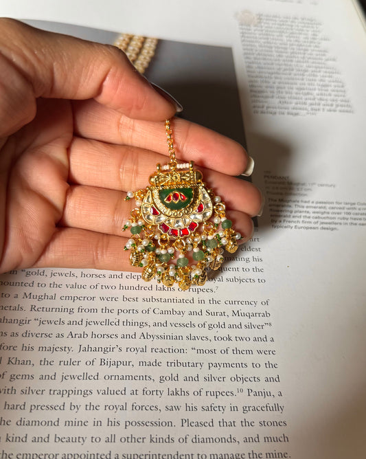 Emerald rani inlay heritage maangtika