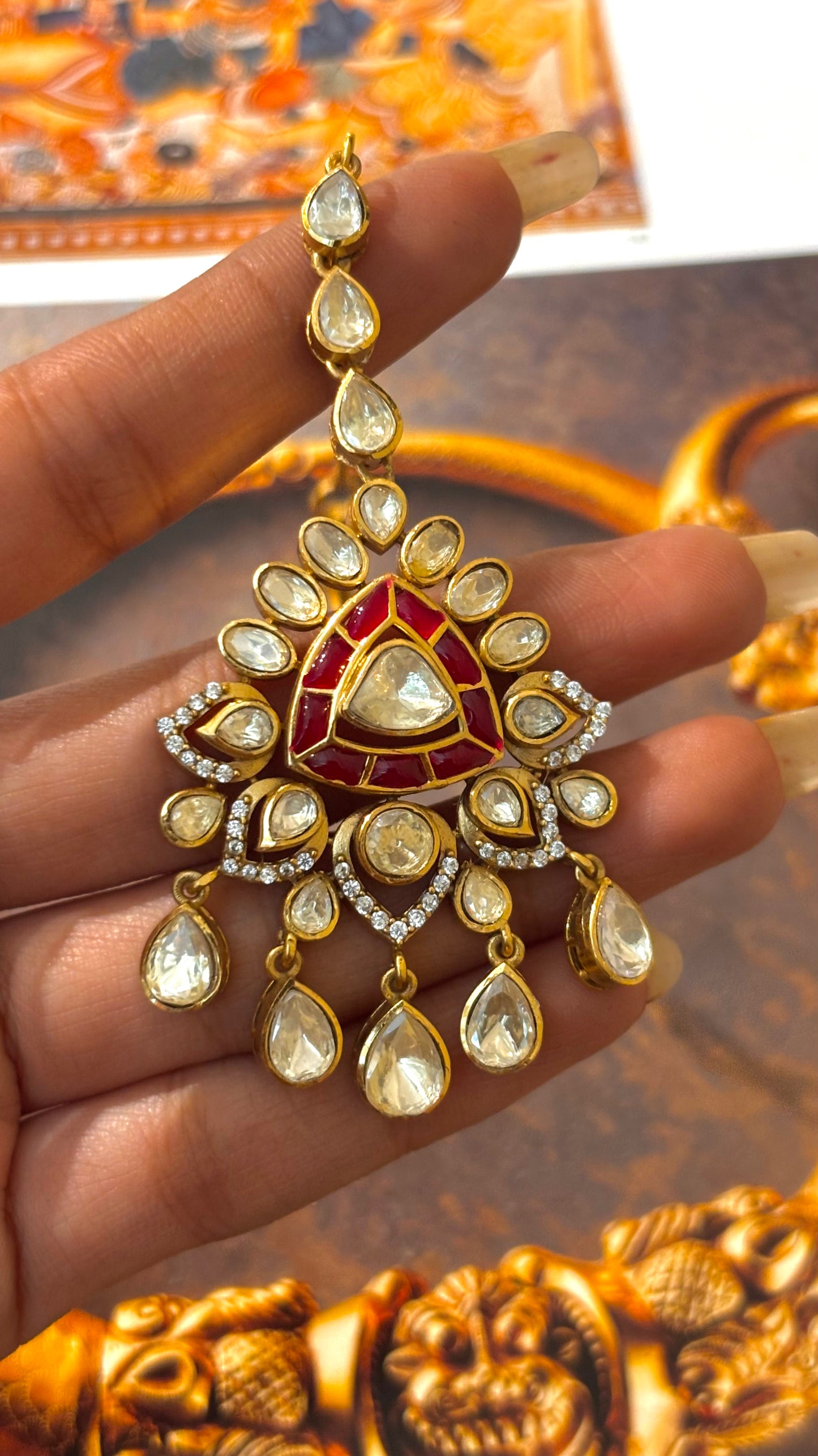 Peeli Polki Ruby Takkar work maangtika