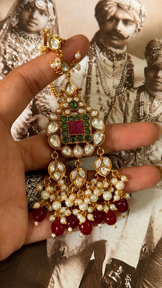 Ruby & emerald polki maangtika
