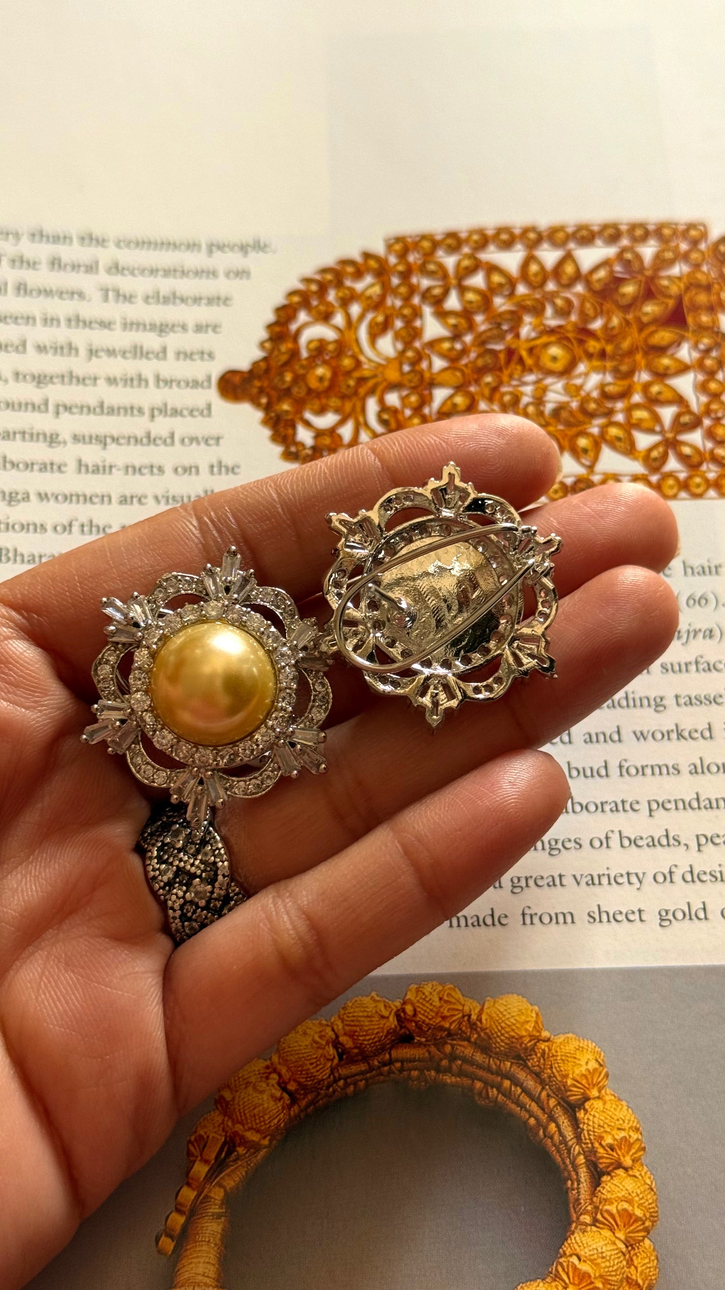 Triple line pearl string (12 size pearl)