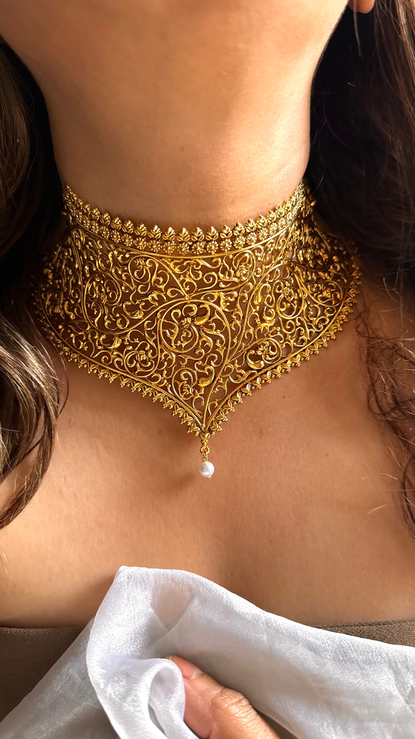 Dubai gold inspired Nakashee Choker with Pearl drop detailing