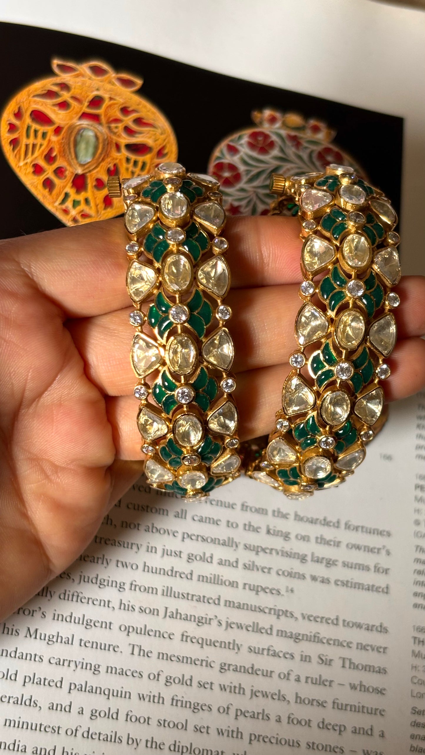 Emerald katdana peeli polki openable bangles