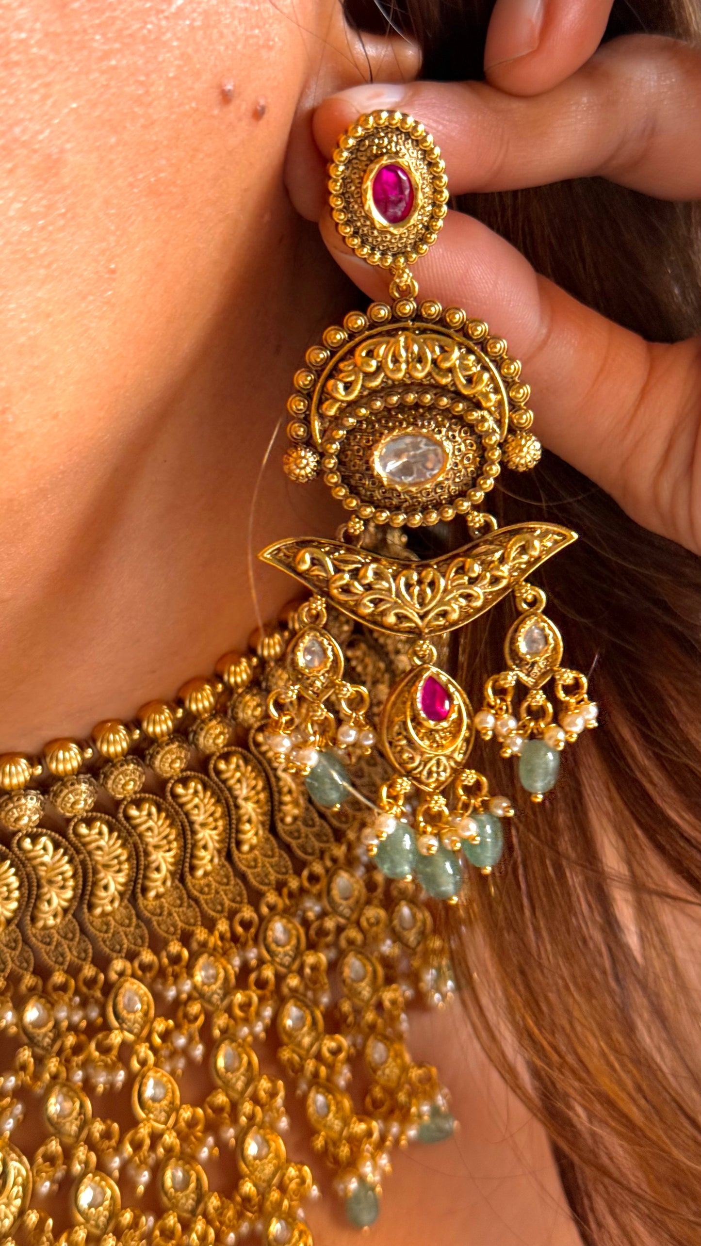 Rajwadi Aad style choker with Rani pink stone & waterfall detailing
