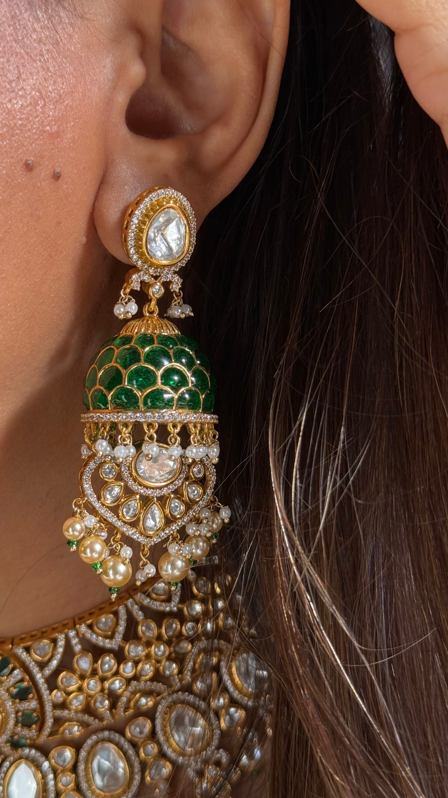 Emerald dual layer real Moissanite takkar work bridal choker