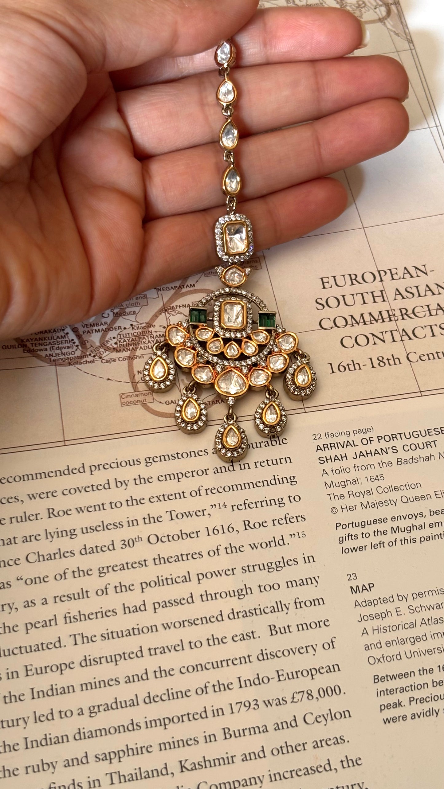 Real moissanite  emerald Maangtika