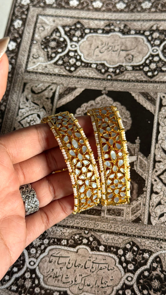 Paachi mother of pearls floral openable bangle