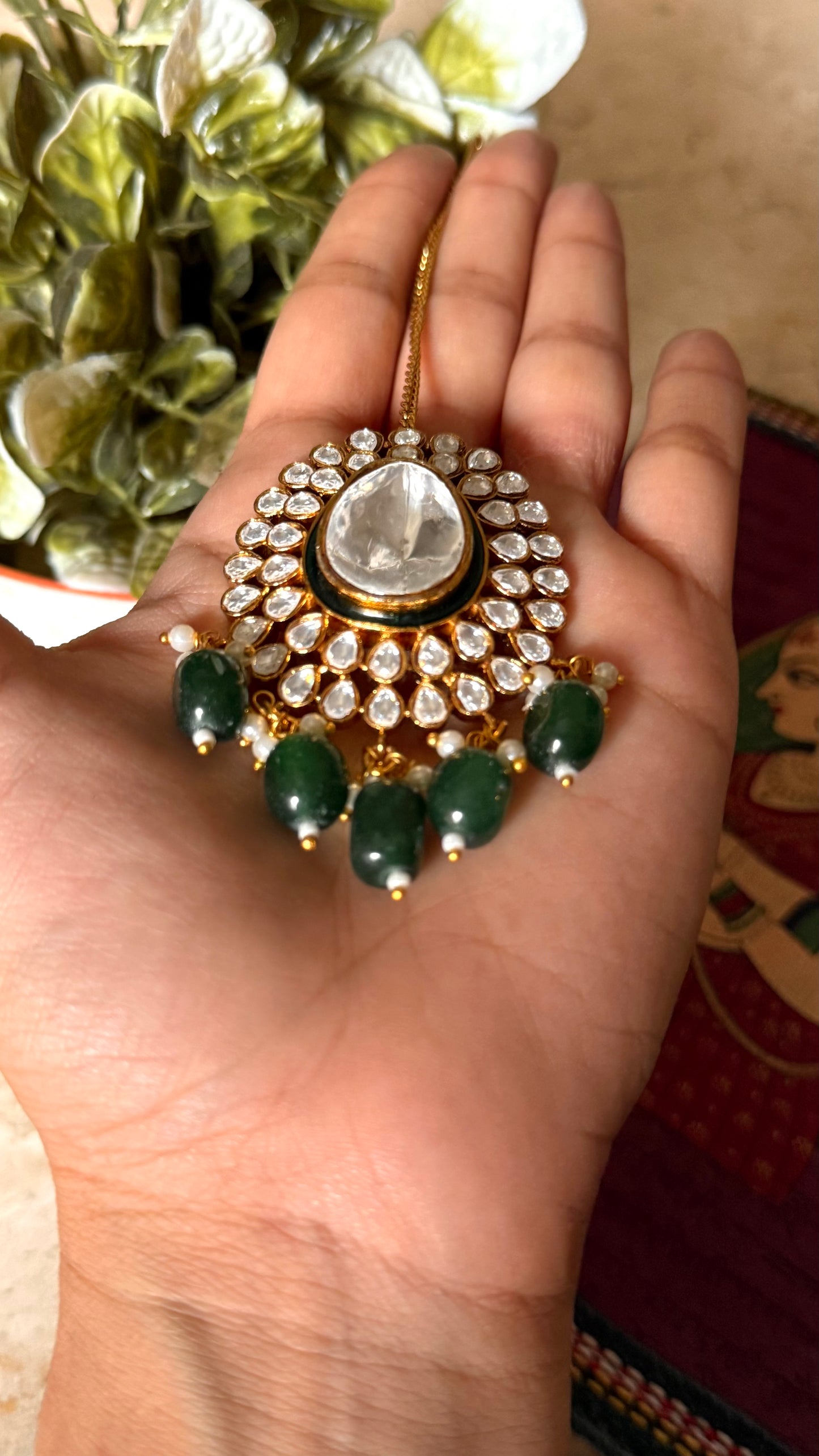 Emerald meenakari uncut polki maangtika