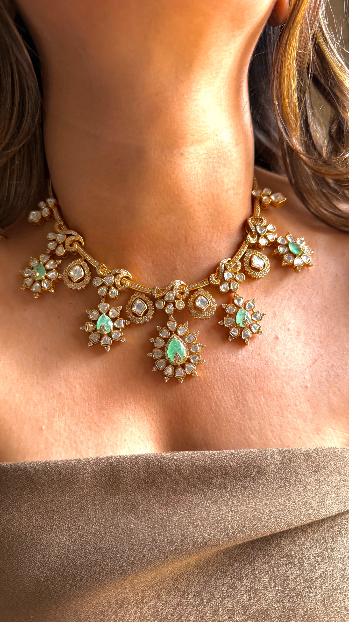 Mint tear drop doublet & polki necklace