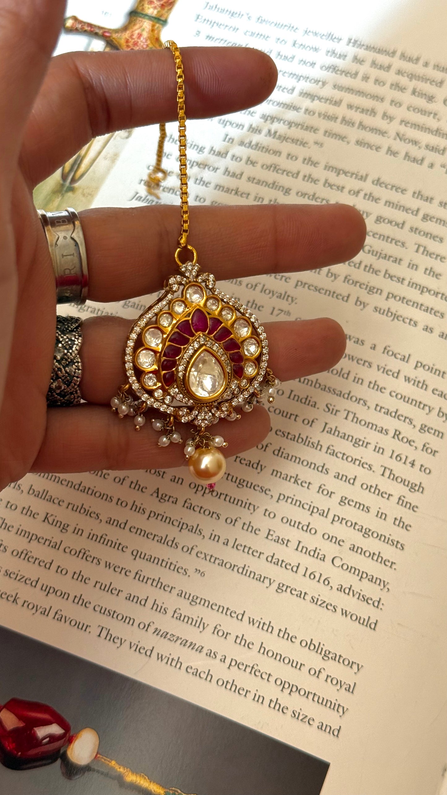 Ruby takkar work maangtika