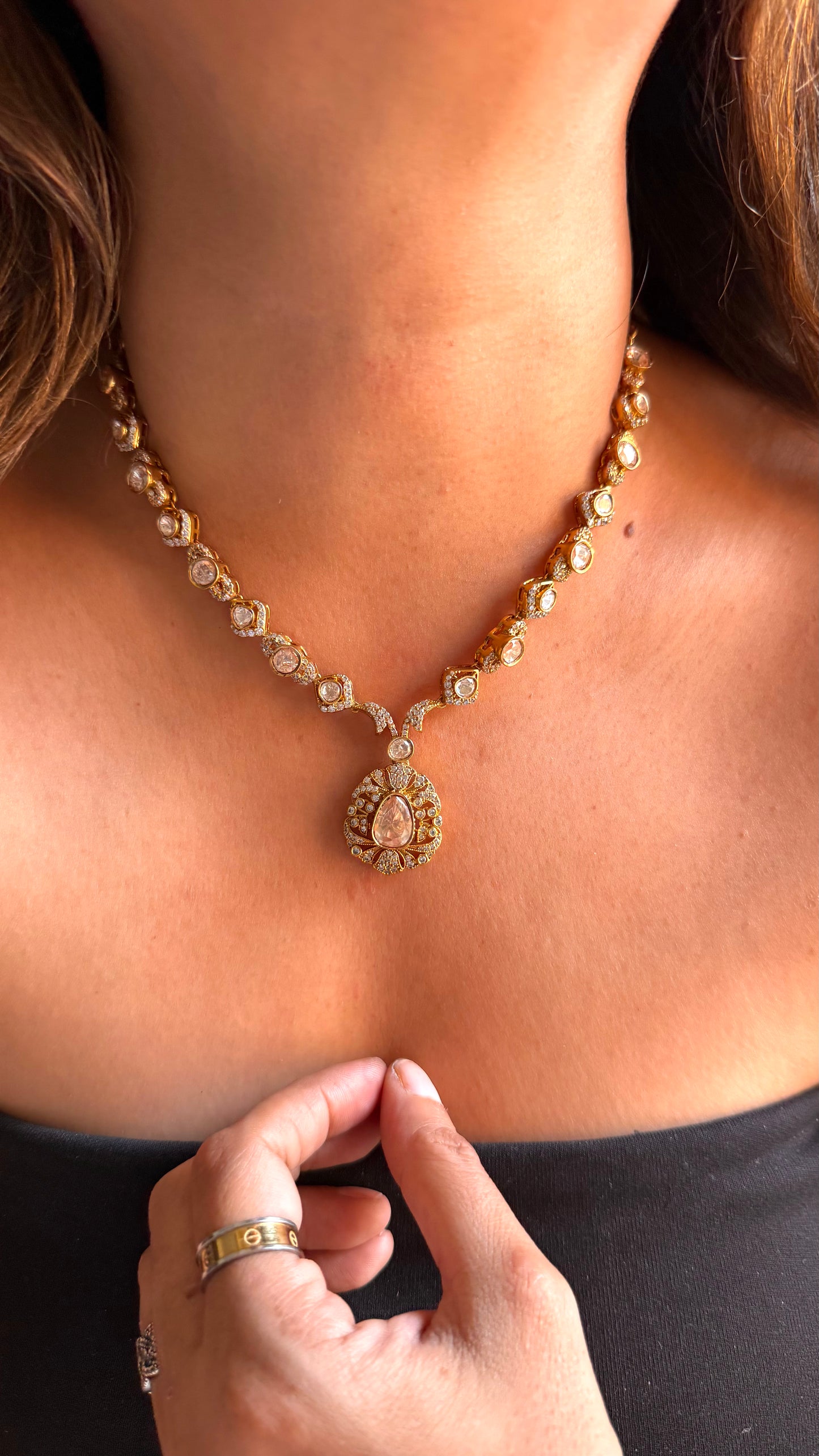 Lv Polki minimalist designer Necklace
