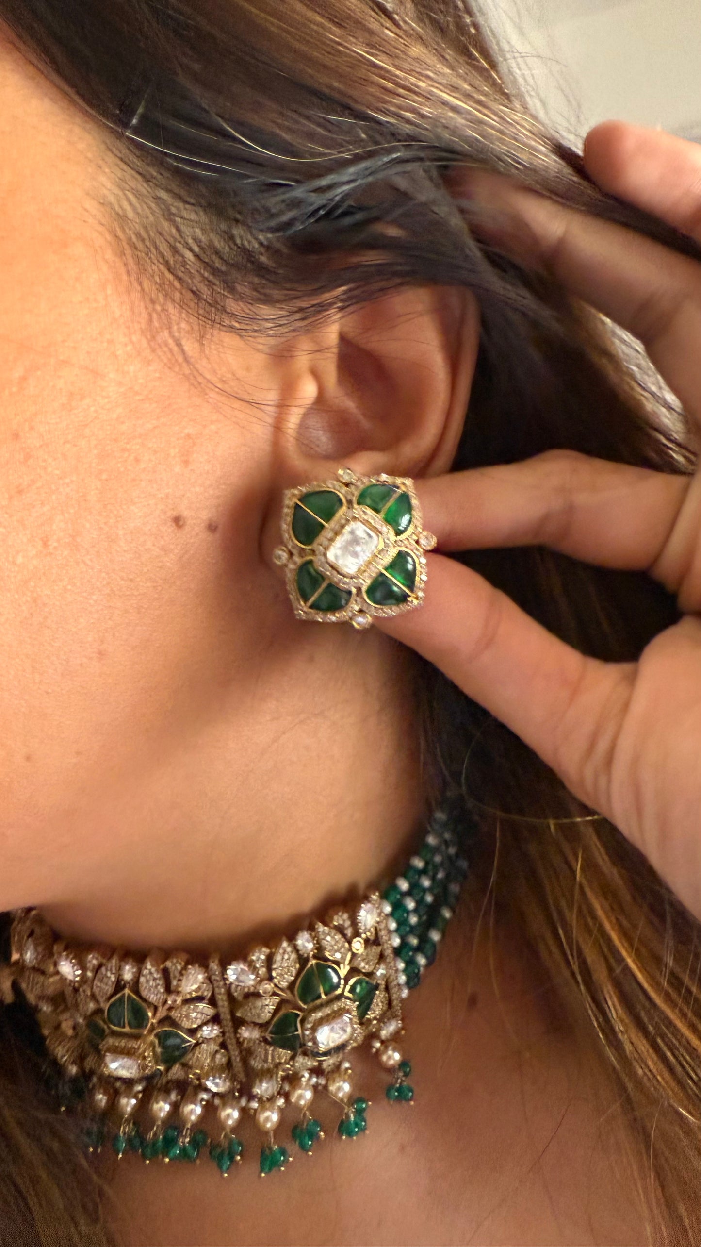Naina emerald katdana moissanite choker